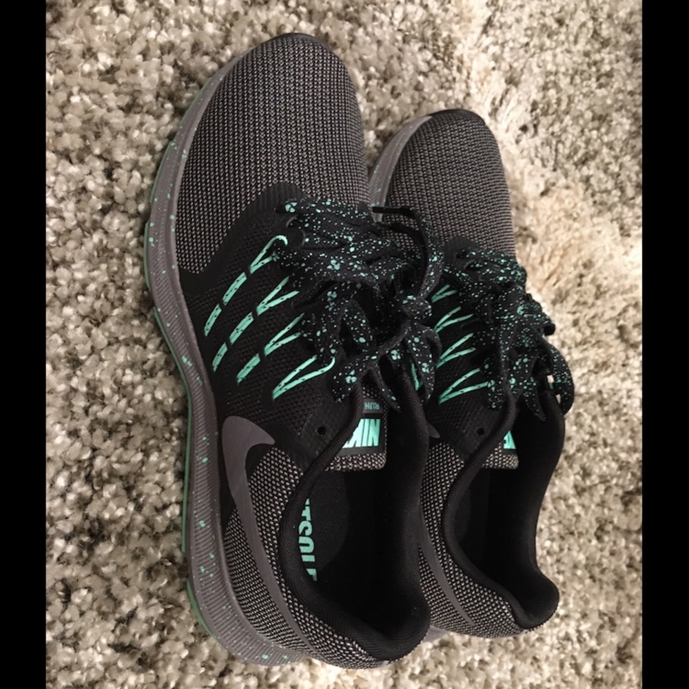 Brand new women’s Nikes